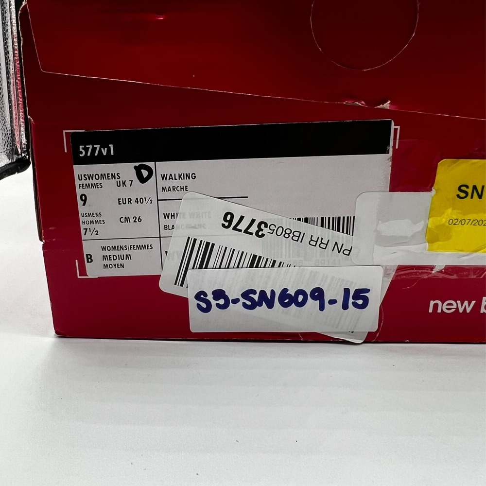New Balance 577 v1 Walking‎ Shoes Sneaker White Women 9 Men 7.5 Medium New - Picture 2 of 16
